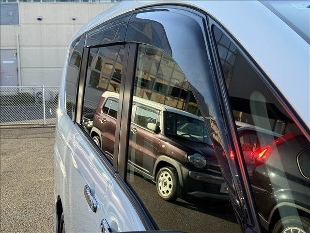 NISSAN SERENA  S-HYBRID 2014