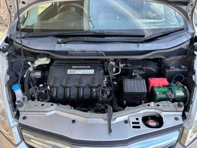 HONDA FIT HYBRID 2010