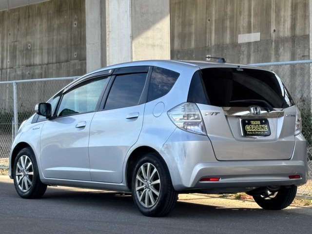 HONDA FIT HYBRID 2010