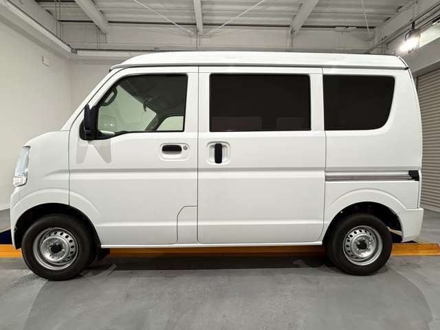 NISSAN NV100 CLIPPER 4WD 2017