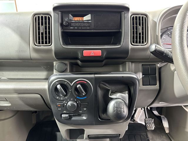 NISSAN NV100 CLIPPER 4WD 2017