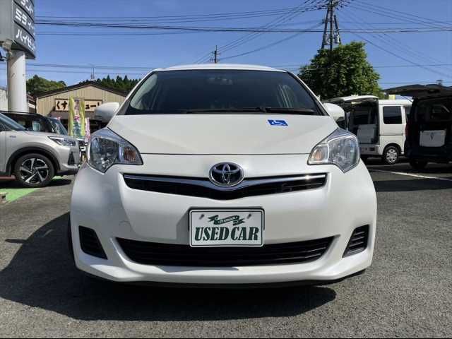 TOYOTA RACTIS 2013