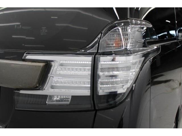 TOYOTA VELLFIRE 2016