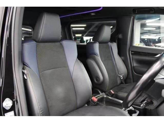 TOYOTA VELLFIRE 2016