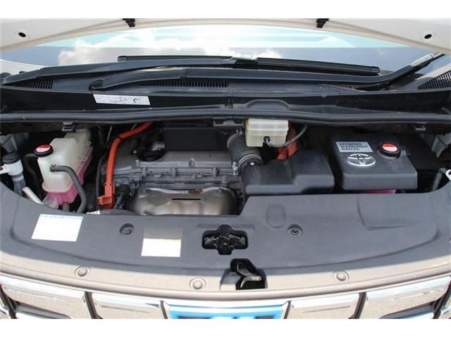 TOYOTA ALPHARD hybrid 4WD 2016
