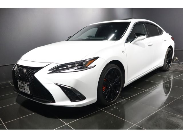 TOYOTA LEXUS ES300h 2023