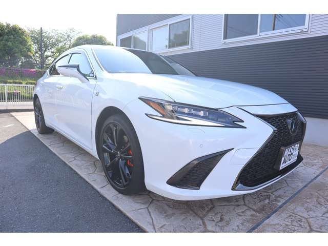 TOYOTA LEXUS ES300h 2023