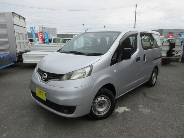 NISSAN NV200 VANETTE van 2011