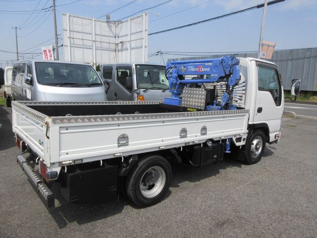 ISUZU ??? 2011