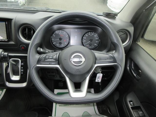 NISSAN CARAVAN van 2WD 2022