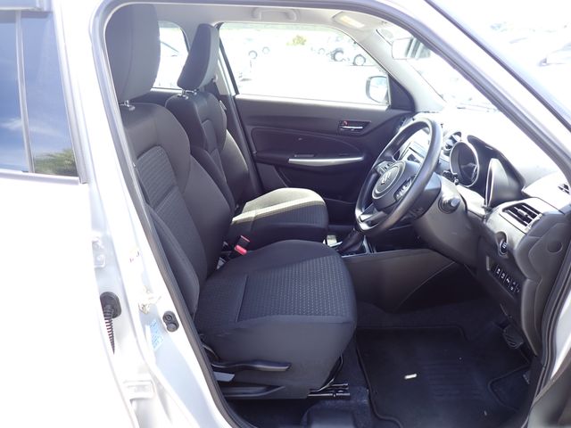 SUZUKI SWIFT 4WD 2022