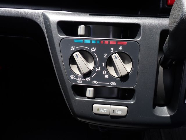 DAIHATSU MIRA e:S 2018