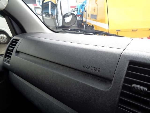 TOYOTA HIACE van 2WD 2017