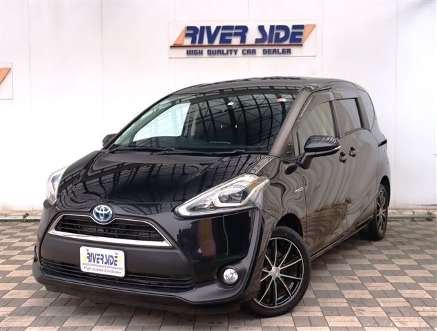 TOYOTA SIENTA HYBRID 2016