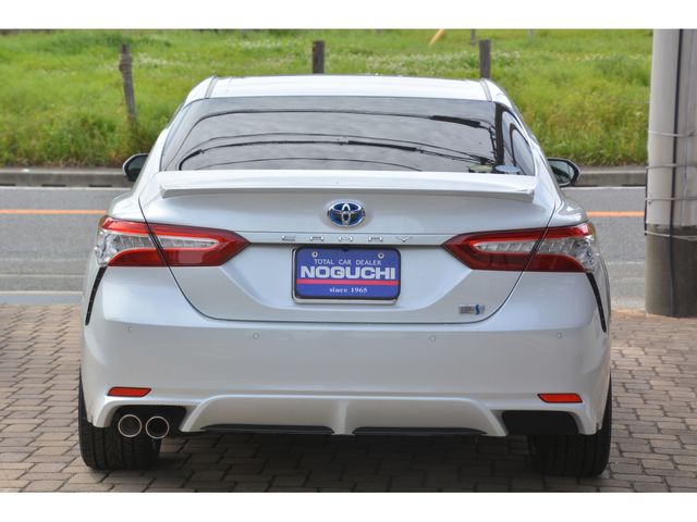 TOYOTA CAMRY HYBRID 2019