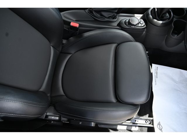 BMW BMW MINI COOPER 5DOOR 2018