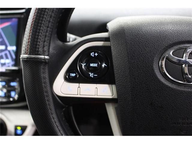 TOYOTA PRIUS 4WD 2018