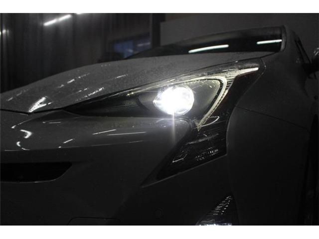 TOYOTA PRIUS 4WD 2018