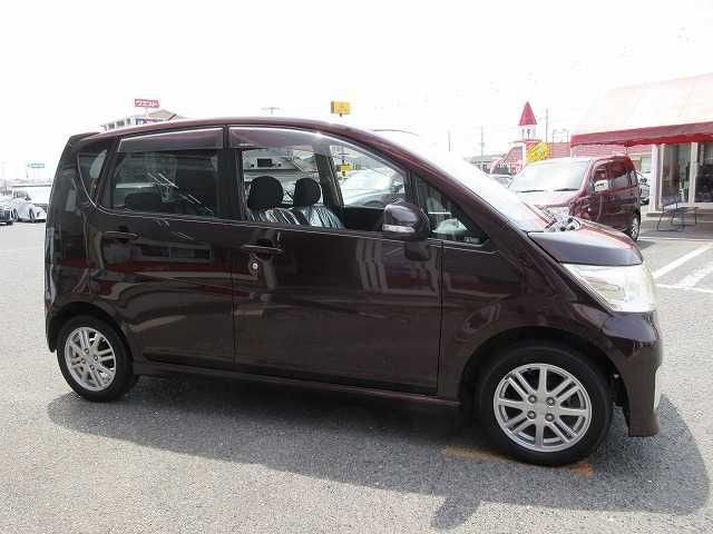 DAIHATSU MOVE CUSTOM 2010