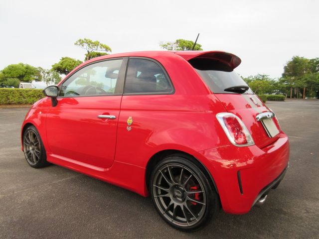 FIAT ABARTH 695 2011