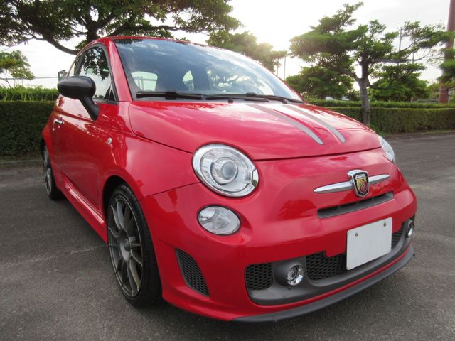 FIAT ABARTH 695 2011