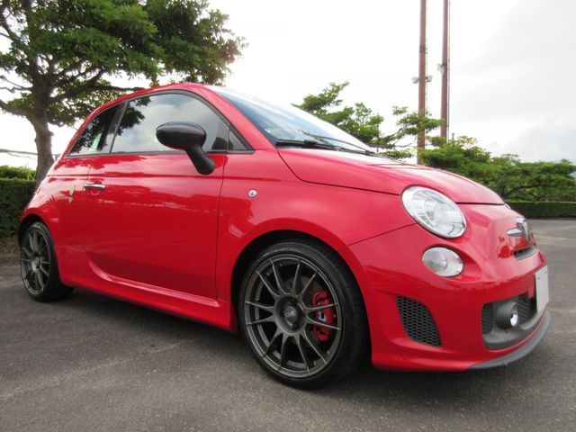 FIAT ABARTH 695 2011