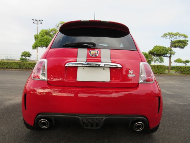FIAT ABARTH 695 2011