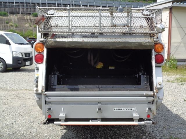 NISSAN DIESEL CONDOR 2004