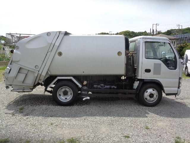 NISSAN DIESEL CONDOR 2004