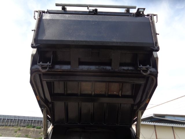 NISSAN DIESEL CONDOR 2004