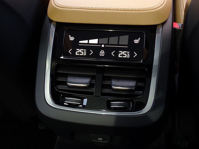 VOLVO VOLVO V90 2023