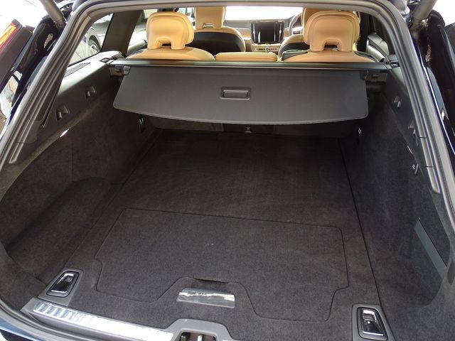 VOLVO VOLVO V90 2023