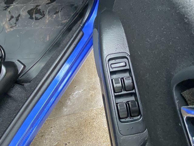 DAIHATSU MIRA GINO 2003