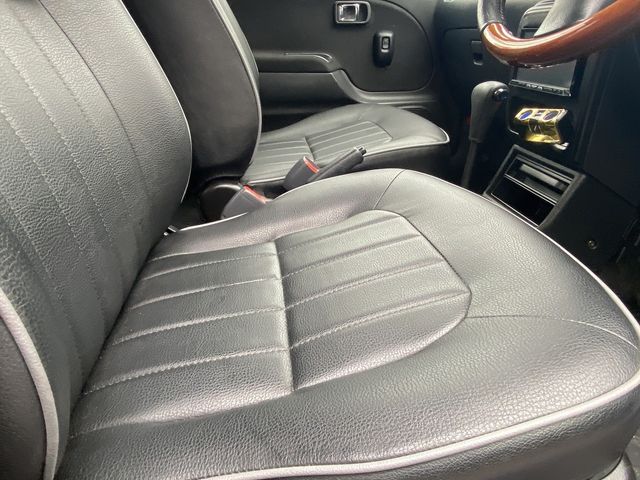 DAIHATSU MIRA GINO 2003