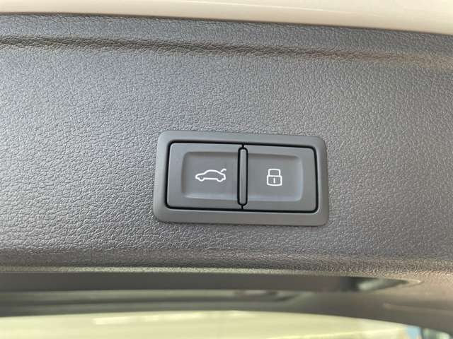 AUDI AUDI A4 AVANT 2023