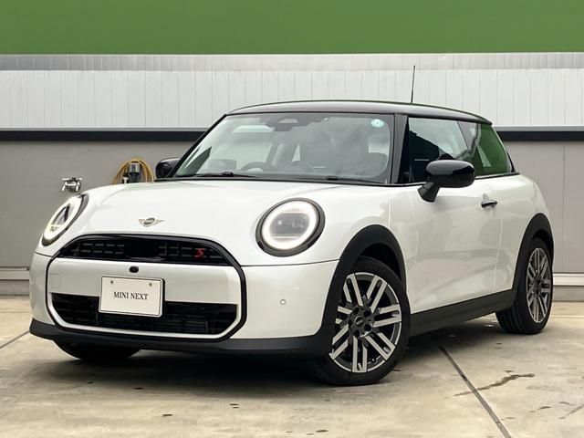 BMW MINI COOPER 2024
