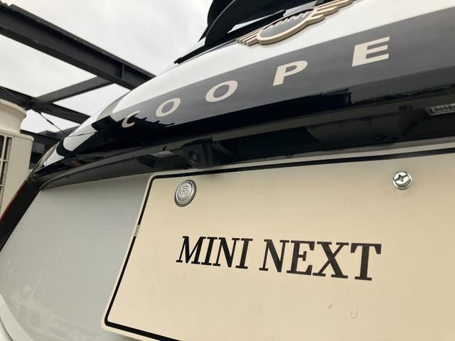 BMW MINI COOPER 2024