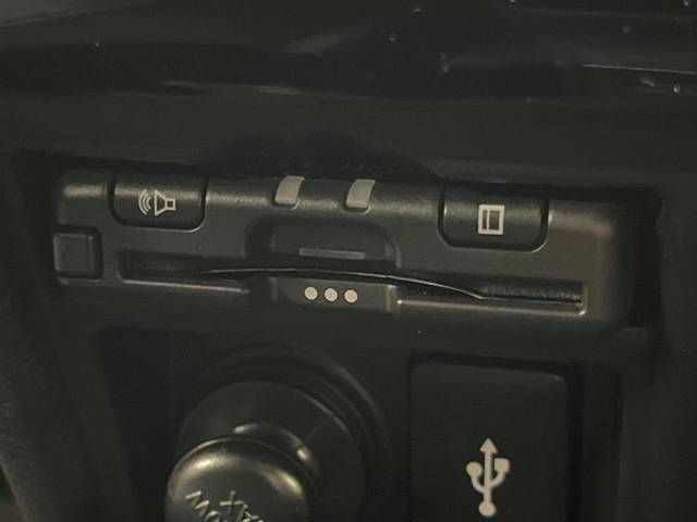 MITSUBISHI DELICA D:5 4WD 2023