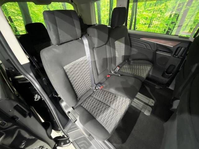 MITSUBISHI DELICA D:5 4WD 2023