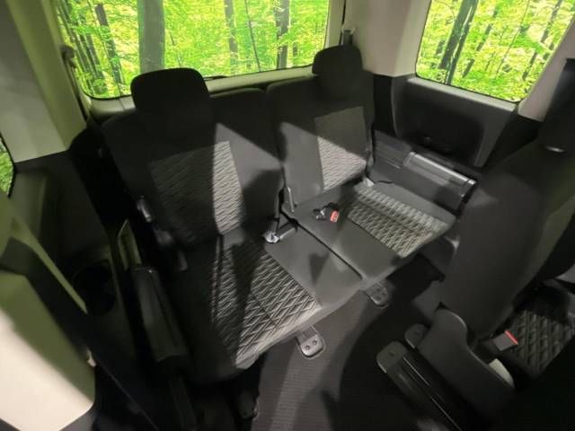 MITSUBISHI DELICA D:5 4WD 2023