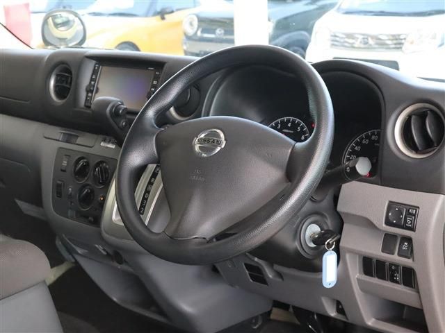 NISSAN NV350 CARAVAN 2018