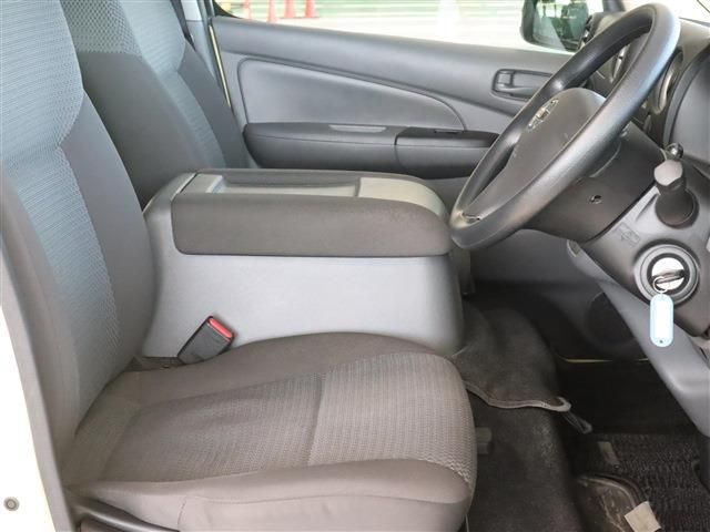 NISSAN NV350 CARAVAN 2018