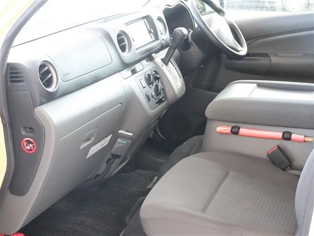 NISSAN NV350 CARAVAN 2018