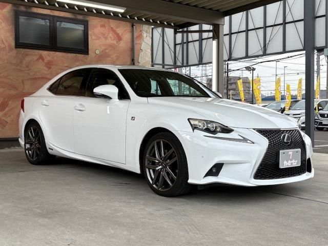 TOYOTA LEXUS IS300h 2013