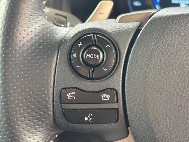 TOYOTA LEXUS IS300h 2013