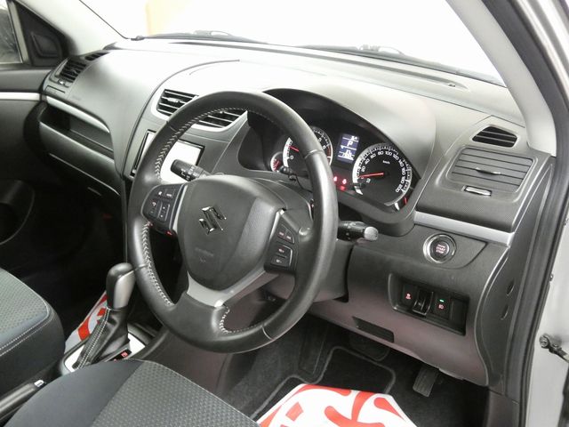 SUZUKI SWIFT 4WD 2016