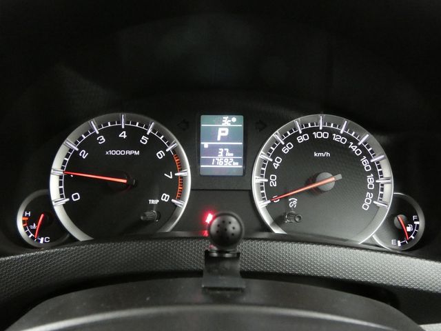 SUZUKI SWIFT 4WD 2016