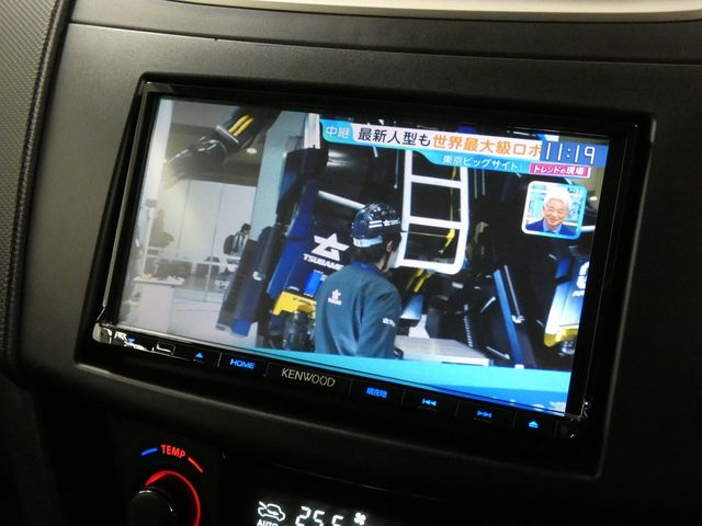 SUZUKI SWIFT 4WD 2016