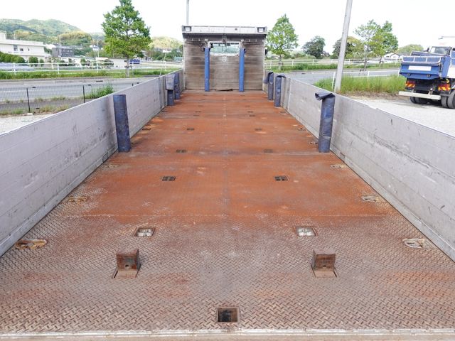 NISSAN DIESEL Quon 2011