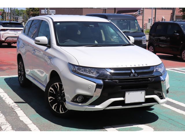 MITSUBISHI OUTLANDER PHEV 2018